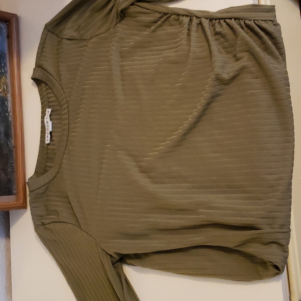 Like new Macy's bodycon mini long sleeve dress